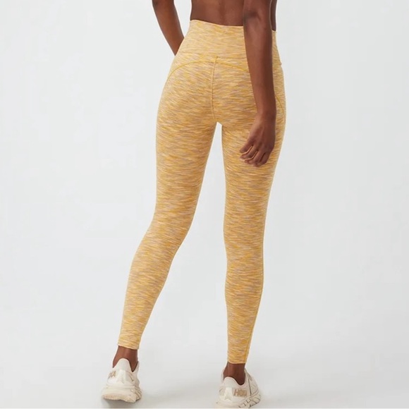 Outdoor Voices Flow Freeform 7/8 Leggings Sunset Yellow/Gray Workout Gym Medium - Picture 2 of 12